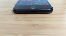 Fair
													Apple iPhone SE 3rd Gen 2022 - Unlocked, Midnight, 64 GB, A2595, photo 3 of 14