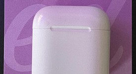 Used
													Apple AirPods 2nd Gen - Lightning Case, photo 2 of 5