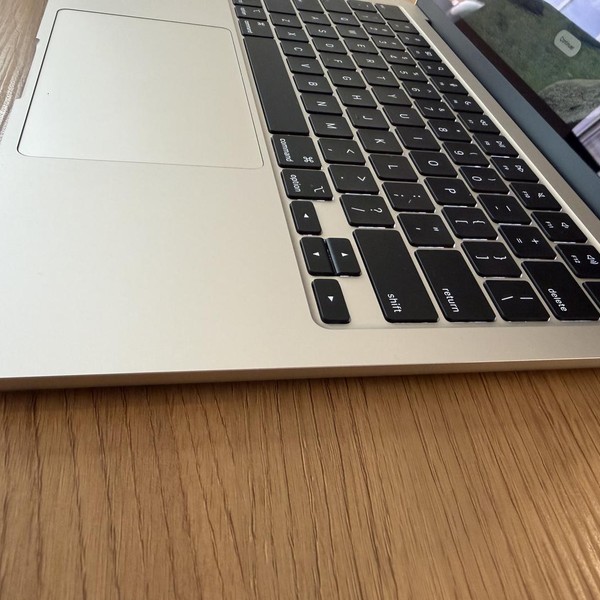 MacBook Air 2025 (M4) - 13 inch - 512 GB, Starlight, 24 GB, Apple M4