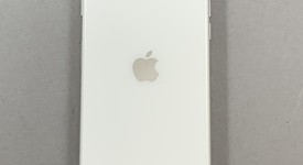 Mint
													Apple iPhone SE 2nd Gen 2020 - Cricket, White, 64 GB, A2275, photo 2 of 2