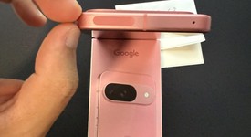 Mint
													Google Pixel 9 - Unlocked, Peony, 128 GB, 12 GB, G2YBB, photo 5 of 8