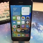 Good Apple iPhone 8 - Unlocked, 64 GB, Gray, A1905, GSM