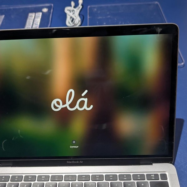 MacBook Air 2020 - 13 inch - 256 GB, Gray, 8 GB, Intel Core i3