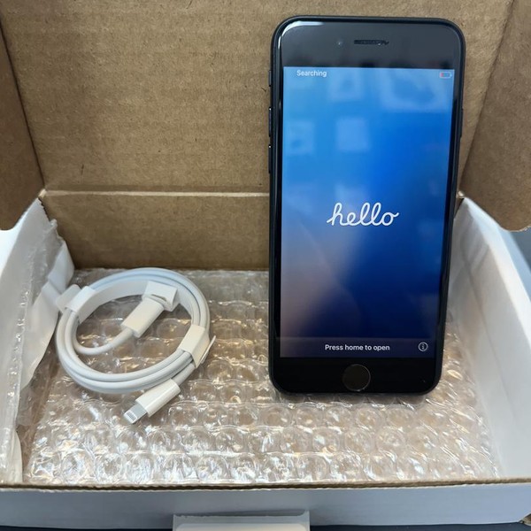 Apple iPhone SE 3rd Gen 2022 - Unlocked, 64 GB, Midnight, A2595