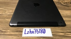 Good
													Apple iPad 7th Gen - Unlocked, Gray, 128 GB, A2200, photo 5 of 7
