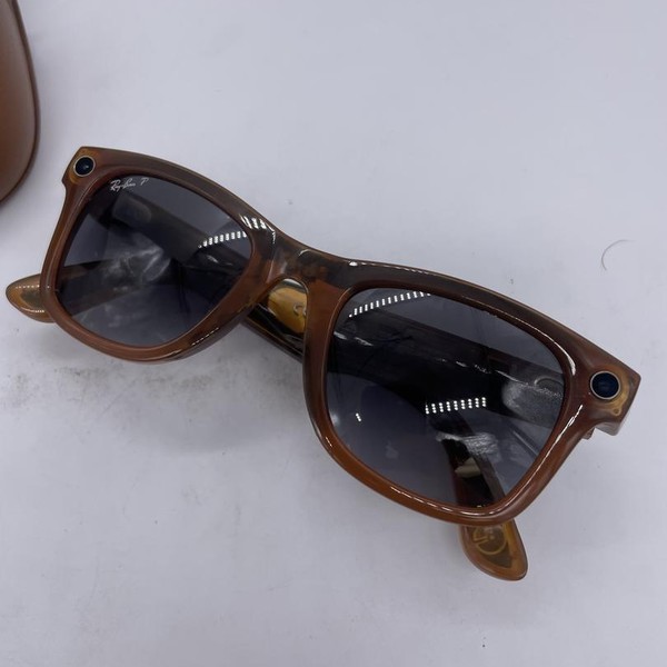 Meta Ray-Bans - Brown
