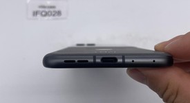 Good
													Motorola Razr (2024) - Cricket, Gray, 256 GB, 8 GB, photo 5 of 9