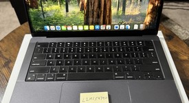 Good
													MacBook Pro Late 2023 (M3) - 14" - Apple M3 Pro 12-core, Black, 1 TB, 18 GB, 18-core GPU, photo 3 of 8