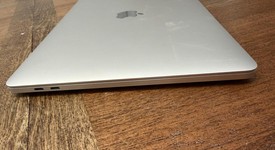Good
													MacBook Pro 2020 - 13" - Apple M1, Silver, 512 GB, 8 GB, photo 5 of 9