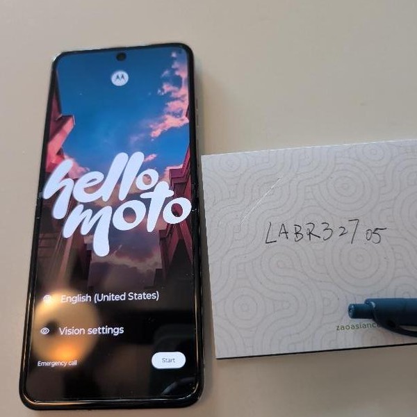 Motorola Razr Ultra (2025) - Unlocked, 512 GB, PANTONE Mountain Trail, 16 GB