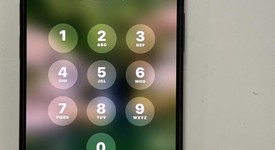 Good
													Apple iPhone 16 - Xfinity, Black, 128 GB, A3081, photo 4 of 11