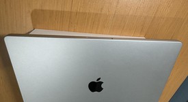 Mint
													MacBook Pro Late 2023 (M3) - 16" - Apple M3 Max 16-core, Silver, 8 TB, 128 GB, 40-core GPU, photo 2 of 15