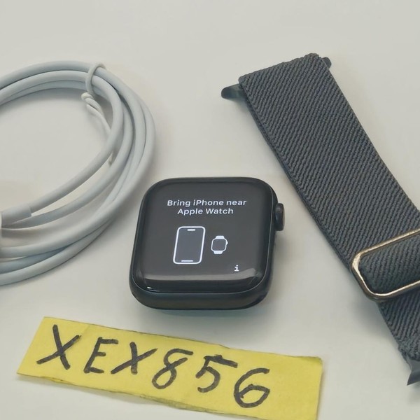Apple Watch SE (1st Gen) 44mm - Unlocked, Gray, A2354 - Cellular, Aluminum