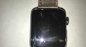Fair
													Apple Watch Series 3 42mm - Unlocked, Gray, A1861, Aluminum, photo 2 of 3