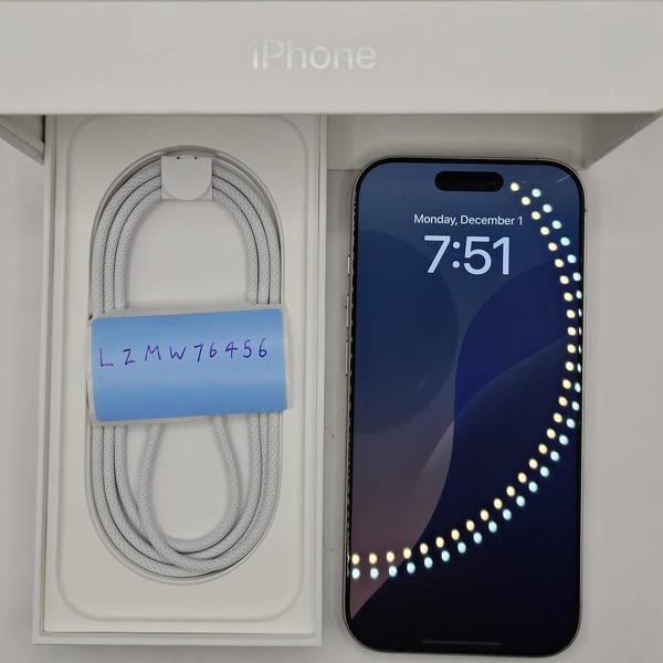 Apple iPhone 16 Pro - Unlocked, 256 GB, White, A3083