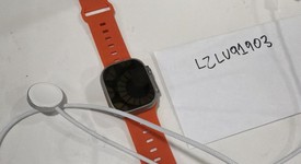 Good
													Apple Watch Ultra 2 49mm - Unlocked, Natural, A2986, photo 2 of 17