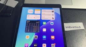 Mint
													Apple iPad 8th Gen - Unlocked, Gray, 128 GB, A2428, photo 1 of 5