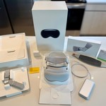 Mint Apple Vision Pro - 1 TB