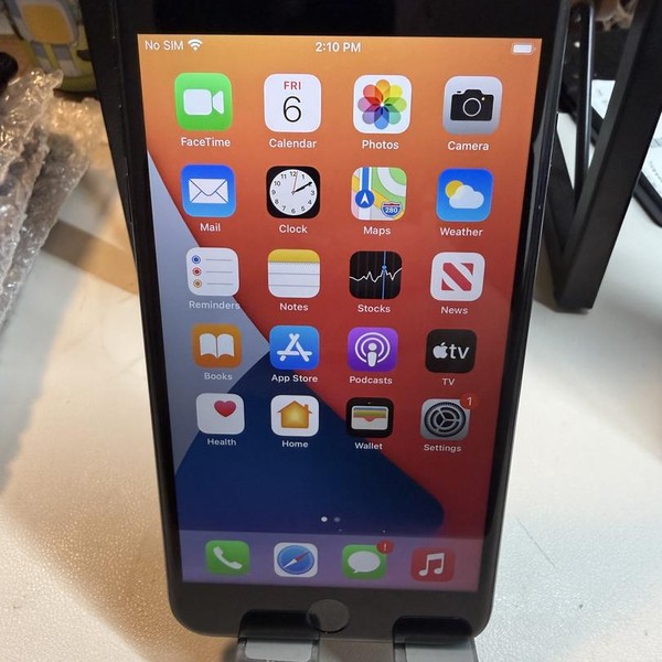 Apple iPhone 7 Plus - Unlocked, 128 GB, Jet Black, A1661