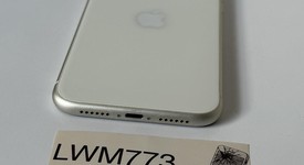 Fair
													Apple iPhone 11 - Unlocked, White, 64 GB, A2111, photo 4 of 8