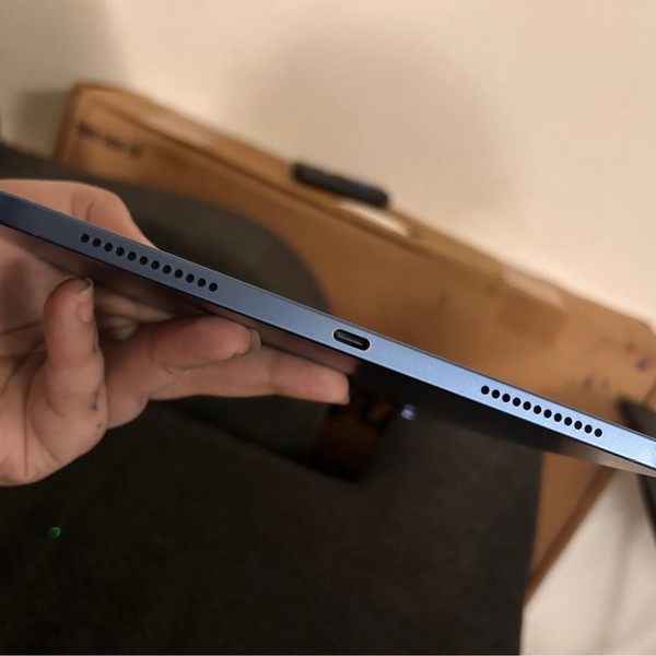 Apple iPad (10th Gen) - Wi-Fi, 64 GB, Blue, A2696