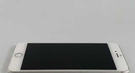 Good
													Apple iPhone 6 Plus - AT&T, Silver, 64 GB, A1522, photo 4 of 5