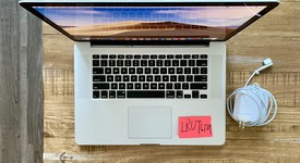 Good
													MacBook Pro 2013 (Retina) - 15" - Silver, 512 GB, 16 GB, photo 1 of 8