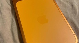 Mint
													Apple iPhone 17 Pro - Verizon, Cosmic Orange, 512 GB, A3256, photo 5 of 10