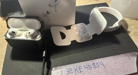 Used
													Apple AirPods Pro 2 - USB-C, photo 1 of 2