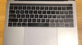 Good
													MacBook Pro 2016 (With Touch Bar) - 13" - Gray, 512 GB, 16 GB, photo 5 of 12