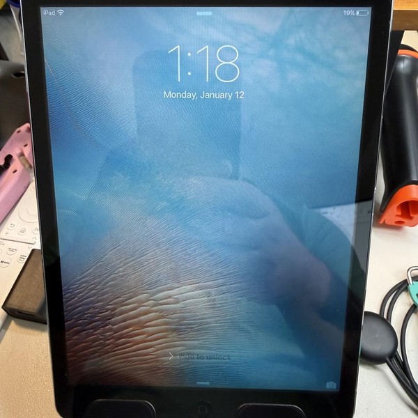 Apple iPad Mini - Wi-Fi, 16 GB, Black