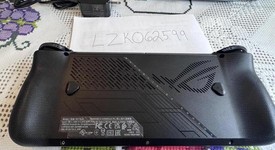 Good
													Asus ROG Ally X - Z1 Extreme, Black, 1 TB, 24 GB, photo 3 of 4