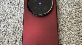 Good
													Vivo X200 Ultra - Unlocked Non-US, Red, 256 GB, 12 GB, photo 3 of 9