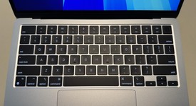 Mint
													MacBook Air 2022 (M2) - 13" - Apple M2, Silver, 256 GB, 8 GB, photo 5 of 16