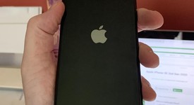 Good
													Apple iPhone SE 3rd Gen 2022 - Unlocked, Midnight, 128 GB, A2595, photo 4 of 12