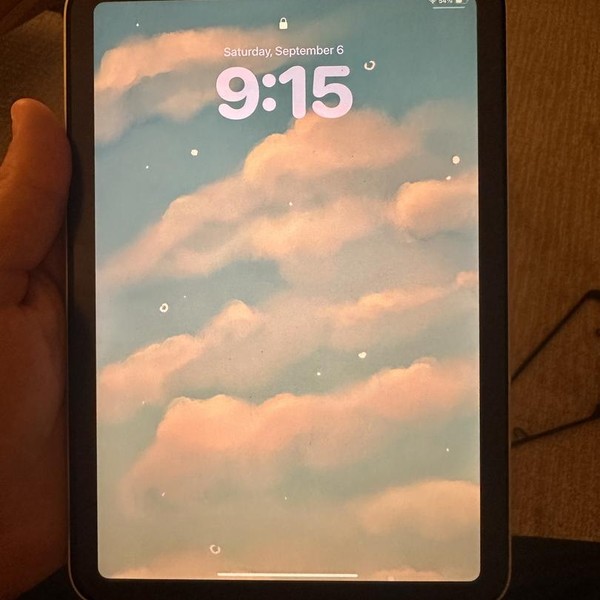 Apple iPad Mini 7th Gen - Wi-Fi, 128 GB, Starlight, A2993