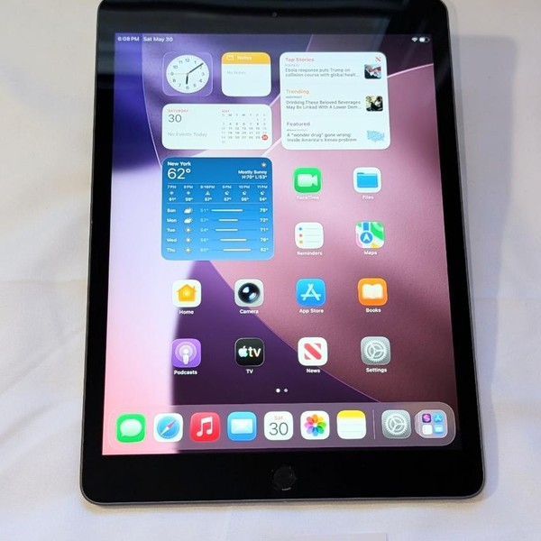 Apple iPad (8th Gen) - Unlocked, 32 GB, Gray, A2428