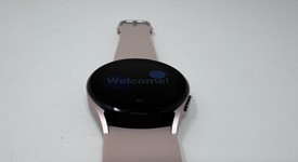 Good
													Samsung Galaxy Watch4 - Unlocked, Gold, 40mm, photo 3 of 6