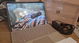 Mint
													Microsoft Surface Pro 11 - Tan, 512 GB, 16 GB, photo 1 of 9