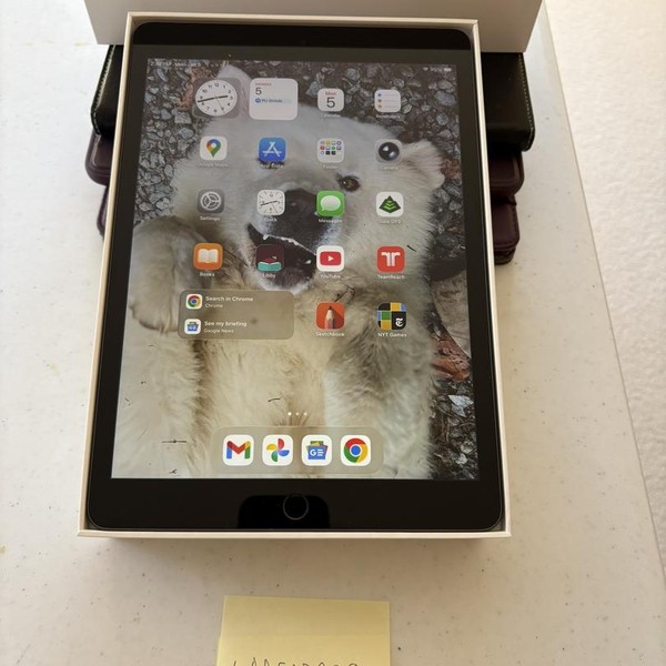Apple iPad 9th Gen - Wi-Fi, 64 GB, Gray, A2602