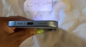 Mint
													Apple iPhone 17 - Unlocked, Mist Blue, 256 GB, A3258, photo 3 of 11