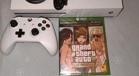 Good
													Xbox One S (2016) - White, 500 GB, photo 1 of 5