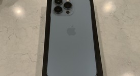 Good
													Apple iPhone 13 Pro - Unlocked, Sierra Blue, 128 GB, A2483, photo 4 of 6