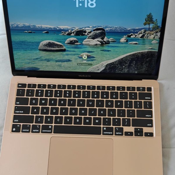 MacBook Air 2020 - 13 inch - 256 GB, Gold, 8 GB, Apple M1