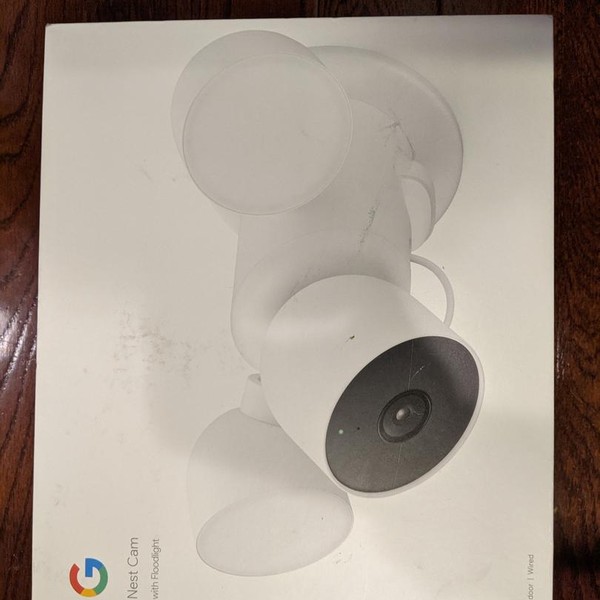 Google Nest Cam with Floodlight - Snow