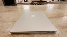 Good
													MacBook Pro 2015 (Retina) - 13" - Silver, 1 TB, 16 GB, photo 4 of 17