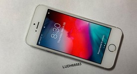 Good
													Apple iPhone SE 1st Gen 2016 - AT&T, Silver, 64 GB, A1662, photo 1 of 2