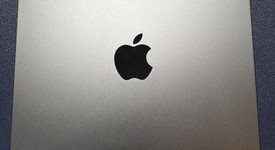 Good
													Apple iPad Pro 11" 2nd Gen 2020 - Wi-Fi, Gray, 128 GB, A2228, photo 2 of 5