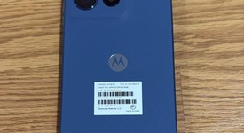Mint
													Moto G 5G (2025) - Unlocked, Blue, 64 GB, photo 4 of 8
