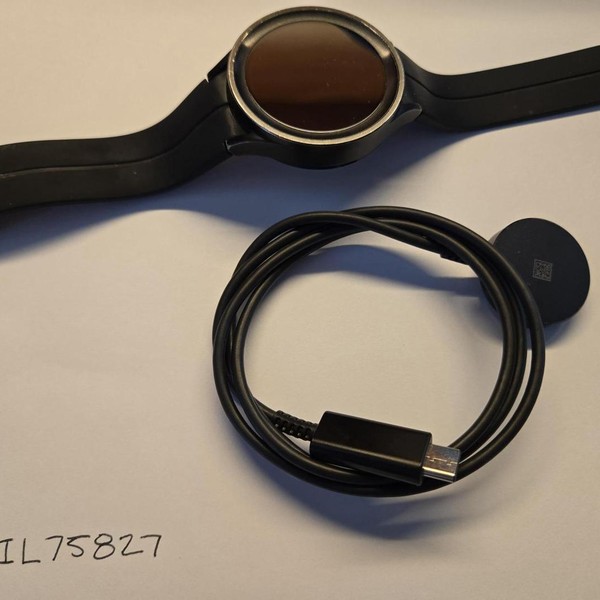 Samsung Galaxy Watch5 Pro - Wi-Fi, Black, 45mm